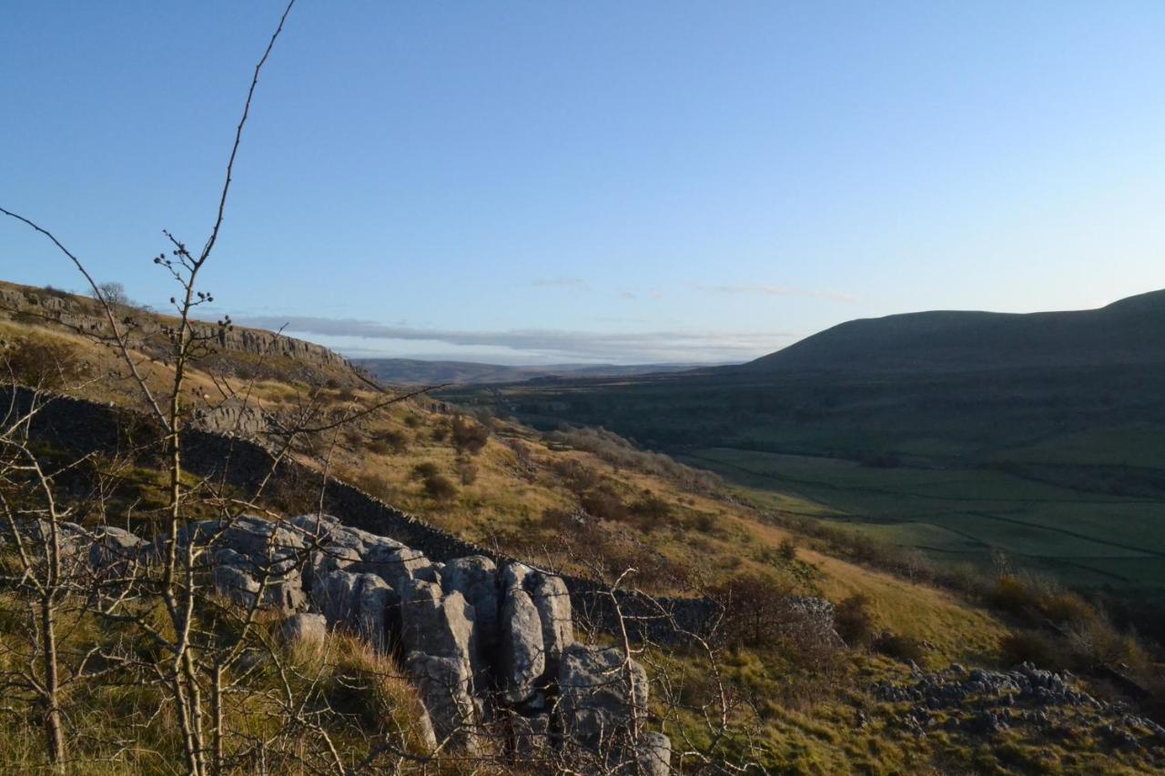 Dalecote Barn Bed & Breakfast Ingleton  Bagian luar foto