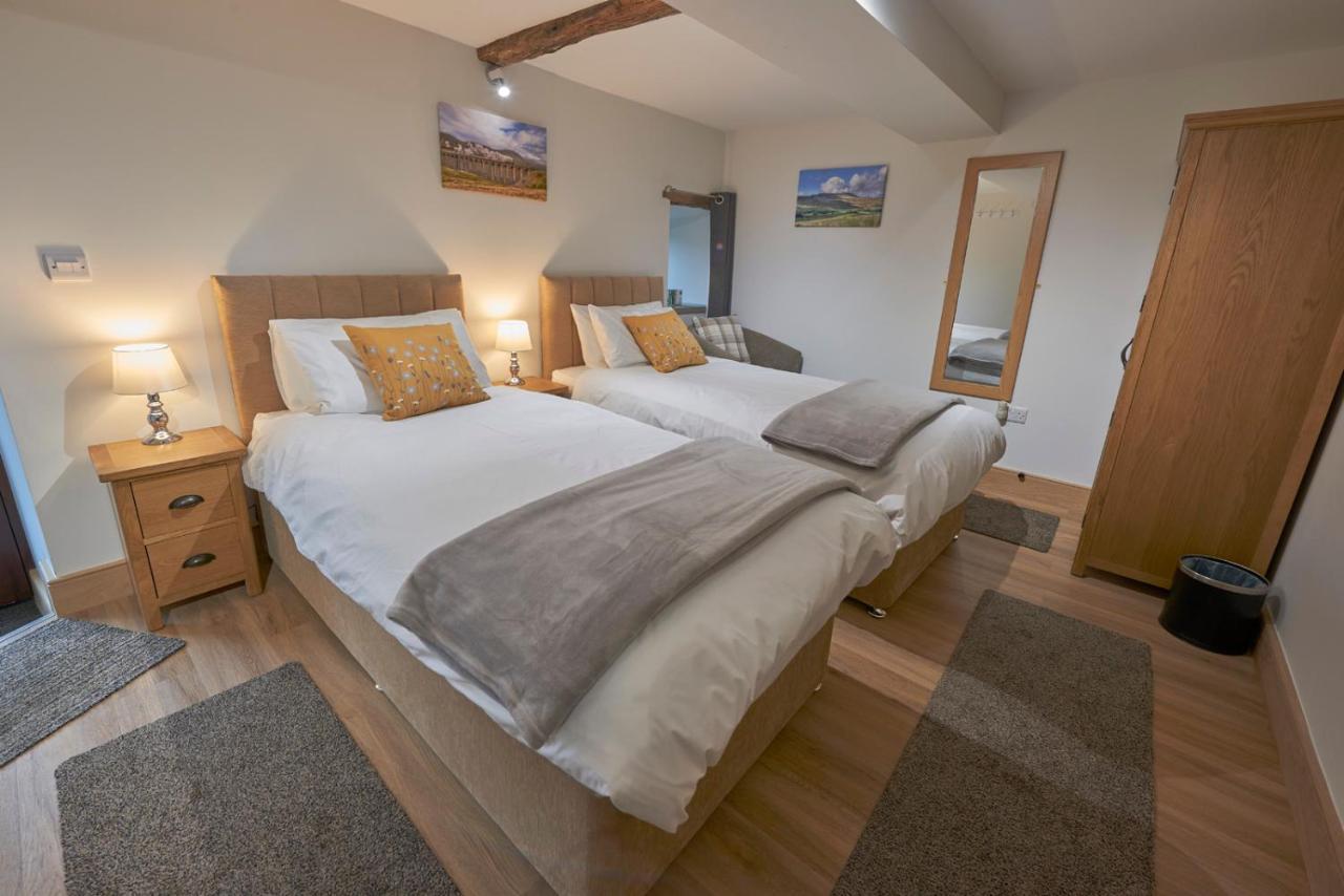 Dalecote Barn Bed & Breakfast Ingleton  Bagian luar foto