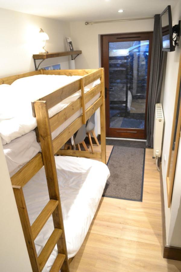 Dalecote Barn Bed & Breakfast Ingleton  Bagian luar foto